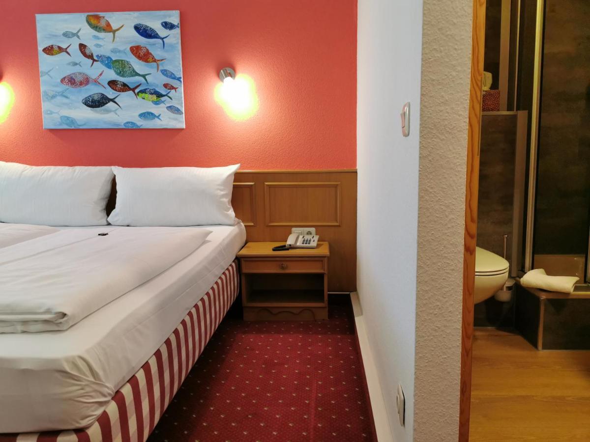 Landhotel Oelmuehle Mombris Bagian luar foto