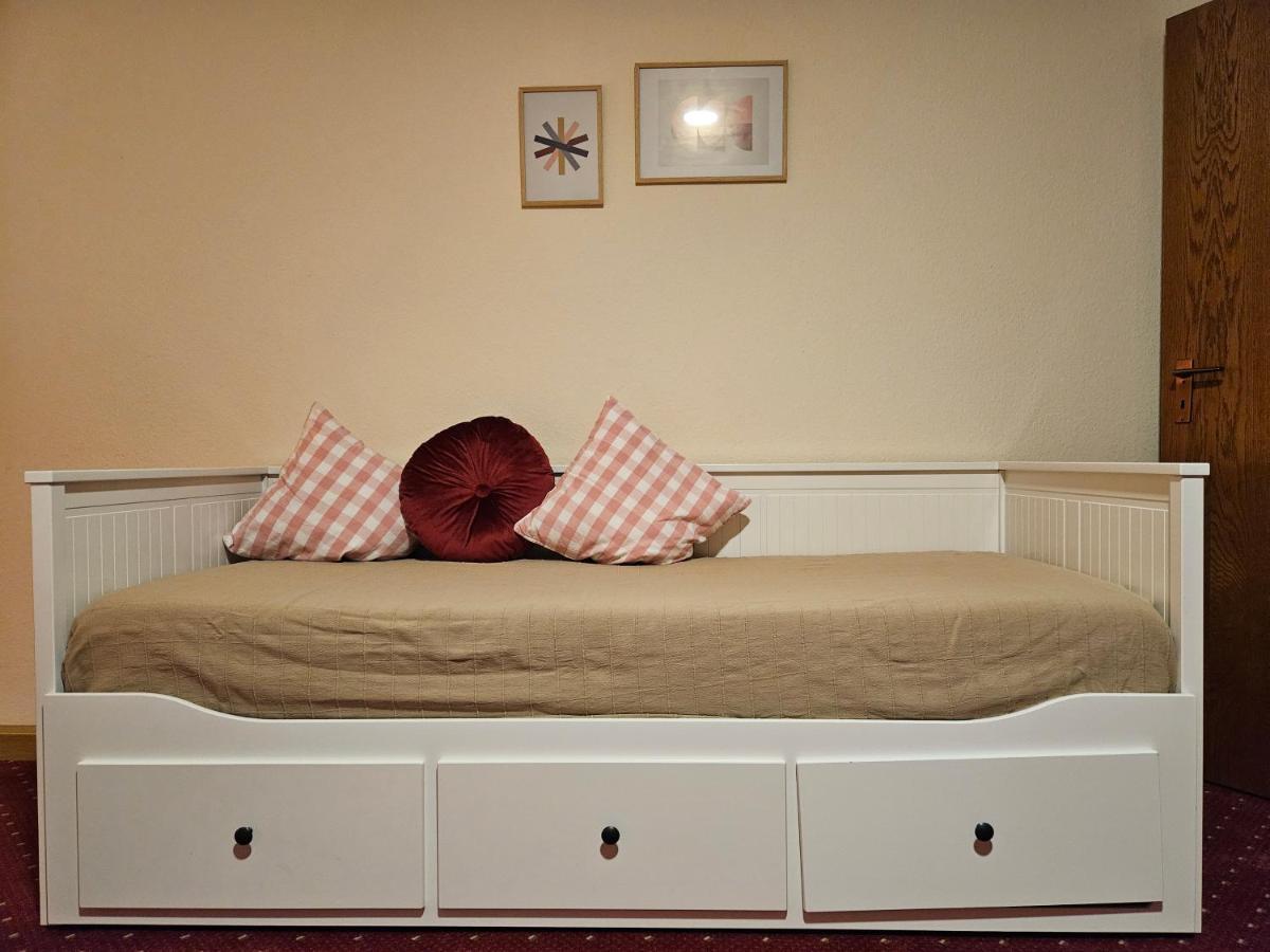 Landhotel Oelmuehle Mombris Bagian luar foto