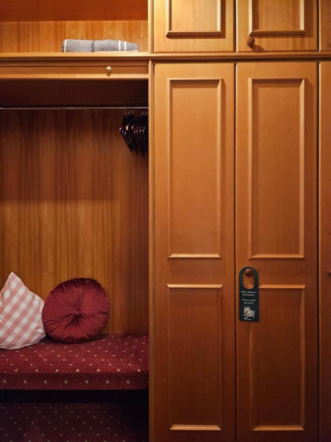 Landhotel Oelmuehle Mombris Bagian luar foto